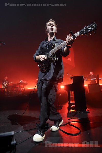 EDITORS - 2022-10-15 - PARIS - Olympia - Thomas Michael Henry Smith - Benjamin John Power - Elliott Williams